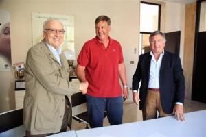 PELLEGRINO E HAUNER BRINDANO INSIEME: LE DUE CANTINE SICILIANE INSIEME IN UN SETTORE INDIVIDUALISTA. PELLEGRINO: “VALORIZZARE UNA FILOSOFIA ENOLOGICA”. HAUNER: “LA PELLEGRINO RAFFORZA LA PRESENZA NEL MERCATO, UNITAMENTE AL SERVIZIO AL CLIENTE”