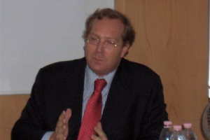 ANDREA SARTORI, PRESIDENTE UNIONE ITALIANA VINI: “2008 DIFFICILE (-7% IN VOLUME E +2% IN VALORE), MA SE GUARDIAMO IL CONTESTO INTERNAZIONALE E A QUANTO ACCADUTO A FRANCESI E AUSTRALIANI NON POSSIAMO LAMENTARCI”