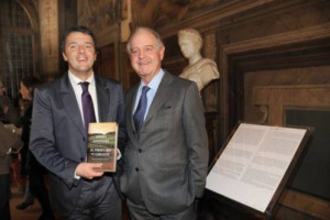 Gli Usa su cui investire ancora, la Spagna primo competitor dell&rsquo;Italia, il lavoro da fare per colmare il gap di valore con la Francia: a tu per tu con &ldquo;il Magnifico&rdquo; del vino italiano, Piero Antinori, che ha portato i Masters of Wine in Italia