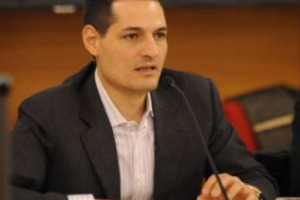 ANTONIO GALLONI PER IL DOPO ROBERT PARKER? IL SUPER CRITICO AMERICANO FONDATORE DI “THE WINE ADVOCATE” ROBERT PARKER AVREBBE INDICATO COME SUO SUCCESSORE L’ITALO-AMERICANO CHE PER LA RIVISTA USA OGGI CURA ITALIA E CHAMPAGNE