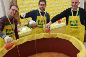 Provvedimento nazionale alza il contenuto di spremuta d’arancia nei succhi di frutta dal 12% al 20%, Coldiretti: misura necessaria per la salute soprattutto dei bambini e per salvaguardare gli agrumeti italiani dai prodotti stranieri di bassa qualità