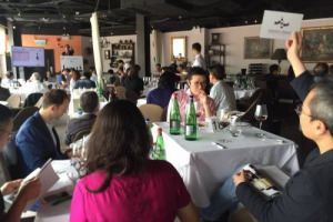 &ldquo;Collezionisti asiatici sempre pi&ugrave; preparati e appassionati a vini maturi, e anche ai grandi vitigni autoctoni italiani, che crescono&rdquo;: cos&igrave;, da Hong Kong, la casa d&rsquo;aste tricolore Gelardini & Romani Wine Auction, quasi sold-out nell&rsquo;ultimo incanto