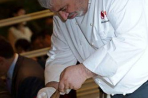 IL 9 DICEMBRE AD HONG KONG, UN EVENTO CULT PER I COLLEZIONISTI D’ORIENTE: L’“ASTA DEL TARTUFO BIANCO D’ALBA”, LA PIÙ IMPORTANTE IN ASIA, & LA “GAJA WINE DINNER” DI SOLIDARIETÀ, AL RISTORANTE “8 ½ OTTO E MEZZO BOMBANA”, UNICO TRISTELLATO ALTRECONFINE