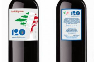 Il lavoro impagabile dei ragazzi di SanPa, la regia di due enologi d&rsquo;eccezione come Riccardo e Renzo Cotarella, l&rsquo;etichetta firmata dalla maison Ermanno Scervino: ecco il vino ufficiale per i 120 della Figc e del calcio italiano