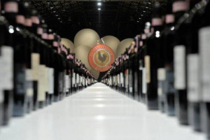 Vendite a +5%, prezzi in crescita del 30-40%, export che pesa per l&rsquo;80% del totale, ed un fatturato &ldquo;di distretto&rdquo; stimato in 600 milioni di euro: ecco i numeri del Chianti Classico, che dopo la &ldquo;Gran Selezione&rdquo; guarda al futuro con la &ldquo;zonazione&rdquo;