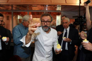 Pensato per l’Expo, ma destinato a rimanere come patrimonio di Milano, apre le porte il Refettorio Ambrosiano, progetto dello chef Massimo Bottura e del curatore artistico del Padiglione Zero di Expo, Davide Rampello, insieme alla Caritas Ambrosiana