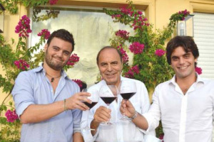 Il Primitivo di Bruno Vespa nel mirino della microcriminalità: a Lizzano, nel territorio di Manduria, tagliati 70 ceppi. Il conduttore di “Porta a Porta” a WineNews: “mafiosetti locali, ma con me cascano male, non cederò né pressioni né a ricatti”