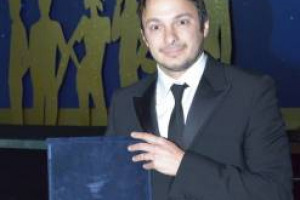 Non solo Sud Italia: Feudi di San Gregorio, griffe dell&rsquo;enologia irpina, investe a Bolgheri con l&rsquo;acquisto (rumors WineNews) di Villa Le Pavoniere, a Castagneto Carducci. Ultimo investimento dopo quello in Friuli (Cof), Etna, Puglia e Basilicata