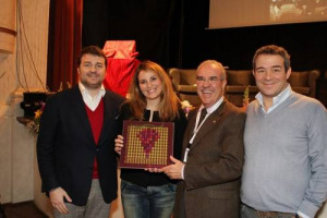 BRUNELLO “A 5 STELLE”. OGGI LA CERIMONIA PER L’ASSEGNAZIONE DELLE STELLE ALLA VENDEMMIA. IL CLIMA PARTICOLARMENTE IMPREVEDIBILE DEL 2012 NON HA INFLUITO SULLA QUALITÀ DELLE UVE RACCOLTE A MONTALCINO, A FRONTE DI UN CALO DELLE QUANTITÀ DEL 14% BRUNELLO “A 5 STELLE”. OGGI LA CERIMONIA PER L’ASSEGNAZIONE DELLE STELLE ALLA VENDEMMIA. IL CLIMA PARTICOLARMENTE IMPREVEDIBILE DEL 2012 NON HA INFLUITO SULLA QUALITÀ DELLE UVE RACCOLTE A MONTALCINO, A FRONTE DI UN CALO DELLE QUANTITÀ DEL 14%