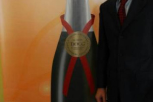 DAL TRENTINO ALLA SICILIA, CON UVE BIANCHE, LA VENDEMMIA ENTRA NEL VIVO IN TUTTA ITALIA. LO DICE L&rsquo;UNIONE ITALIANA VINI. E PER I ROSSI, SI TORNA VERSO LA TRADIZIONE DI OTTOBRE. FOCUS - LOMBARDIA: DA FRANCIACORTA A OLTREP&Ograve; PAVESE, ANNATA DA RICORDARE