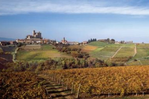 Dal Gavi al Barolo: Giorgio Rossi Cairo, fondatore di Value Partners, ha rilevato la Cascina Cucco di Serralunga d&rsquo;Alba, nel cuore delle Langhe: 12 ettari da cui si producono Barolo e altri vini, per 10 milioni di euro. A dirlo &ldquo;Il Sole 24 Ore&rdquo;