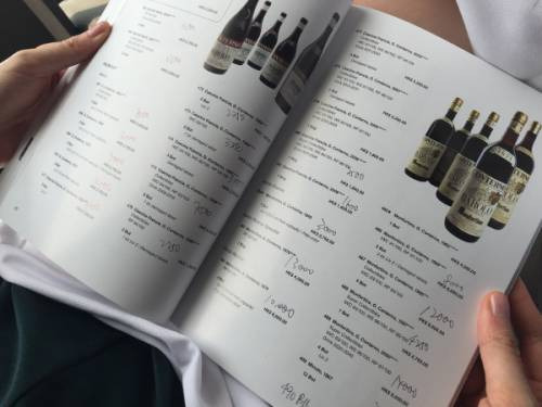 Collezionisti di Hong Kong a caccia di grandi vini italiani con Gelardini e Romani