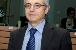 PER LA POLITICA AGRICOLA COMUNITARIA POST 2013, “È RAGIONEVOLE PENSARE CHE NON SARÀ POSSIBILE EVITARE UN REGIME TRANSITORIO”. COSÌ IL MINISTRO MARIO CATANIA DAL CONSIGLIO DELL’AGRICOLTURA UE. “NON SI TORNERÀ SUL DOSSIER PRIMA DI FEBBRAIO 2013”