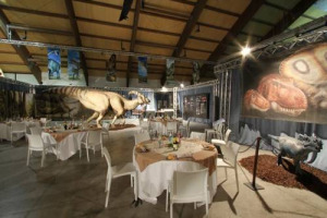 AMMONITE GIGANTE CON ALGHE E NUMMULITI, RISOTTO ALL’ARTROPLEURA E BUDINO DELL’ALBIANO: NON È IL MENU DEI FLINSTONES, ANCHE SE LO RICORDA MOLTO, MA QUELLO DI “A CENA CON I DINOSAURI”, DI SCENA A COURMAYEUR L’8 DICEMBRE