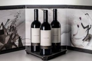 L&rsquo;arte pu&ograve; rendere il vino immortale. Da questa idea nasce la collaborazione fra la Famiglia Cecchi e gli studenti dell&rsquo;Accademia delle Belle Arti di Firenze, per celebrare con un cofanetto i 10 anni di Coevo, sintesi di Chianti Classico e Maremma