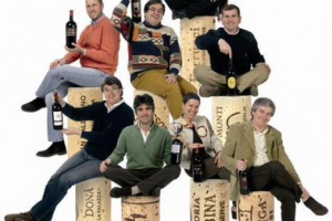 VINO, GASTRONOMIA E CERAMICA ... TRE MODI DIVERSI DI GENERARE ARTE DALLA TERRA INSIEME IL 20 E 21 APRILE A FAENZA DOVE IL “CONVITO DI ROMAGNA” (DA SAN PATRIGNANO A TRE MONTI, DA FATTORIA ZERBINA A TENUTA LA PALAZZA) METTE IN SCENA “VINI AD ARTE”