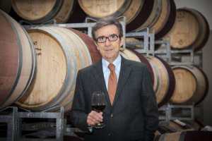 Dal ruolo dell&rsquo;enologo alla semplificazione delle certificazioni dei vini a denominazione, dalla valorizzazione delle uve al futuro di Assoenologi: a WineNews, il presidente dell&rsquo;Union Internationale des Oenologues, Riccardo Cotarella