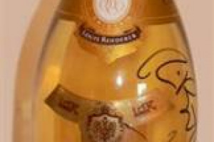 CIAK SI FIRMA … BATTUTO IN ASTA UN INTROVABILE CRISTAL JEROBOAM AUTOGRAFATO DA DUE MOSTRI SACRI DEL CINEMA AMERICANO, L’ATTORE JOHNNY DEPP E IL REGISTA TIM BURTON, “LEONE D’ORO” ALLA CARRIERA DELLA MOSTRA DEL CINEMA DI VENEZIA 2007