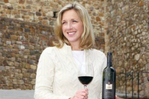 Cristina Mariani May, proprietaria della Castello Banfi, tra le più famose cantine italiane del Brunello di Montalcino, fondata dalla famiglia italo-americana Mariani, nella “Top 10 Women in italian wine” stilata dal magazine Uk “The Drinks Business” Cristina Mariani May, proprietaria della Castello Banfi, tra le più famose cantine italiane del Brunello di Montalcino, fondata dalla famiglia italo-americana Mariani, nella “Top 10 Women in italian wine” stilata dal magazine Uk “The Drinks Business”
