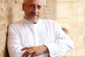 Scabin, Cedroni, Ceraudo, Panero, Leemann, Cuttaia, Niederkofler, Piras, Burns, Guidara: ecco i premiati di “Identità Golose” 2015, il congresso di cucina ideato da Paolo Marchi, che si chiude oggi a Milano. Focus - Noi di Sala e Alma “sul palco”