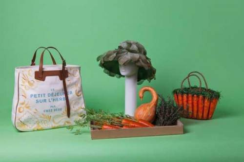 Le petite déjeuner sur l’herbe Grand sac dipinto a mano con colori ottenuti da alimenti di Chez Dèdè