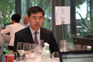 La Cina &egrave; il secondo Paese vitato al mondo e, se il presente &egrave; del Cabernet Sauvignon, il futuro ha un nome diverso: quello di una variet&agrave; dimenticata in Occidente, il Marselan, come racconta, a ProWein, il wine consultant Li Demei