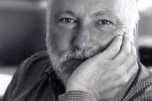 “E’ INTERESSANTE CHE CI SIA GRANDE INTEGRAZIONE DOVE L’ATTIVITA’ E’ MOLTO LEGATA AL TERRITORIO”. DOMENICO DE MASI, UNO DEI PIU’ NOTI SOCIOLOGI DEL LAVORO, COMMENTA L’INDAGINE DI WINENEWS SULL’INTEGRAZIONE RAZZIALE A MONTALCINO, PATRIA DEL BRUNELLO