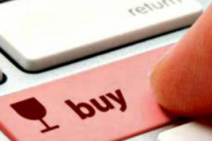 E-commerce e vino italiano, ci credono i grandi gruppi e le griffe: on line &ldquo;Vinicum.com&rdquo; del Gruppo Italiano Vini, la realt&agrave; pi&ugrave; importante della produzione del Belpaese, e &ldquo;thelittlewineshop.it&rdquo; della &ldquo;chicca&rdquo; Tenuta di Biserno di Lodovico Antinori