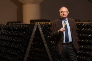 Il Trentodoc supera i 90 milioni di fatturato, per 8 milioni di bottiglie vendute. Ma solo il 20% finiscono all&rsquo;estero. Zanoni (presidente Trentodoc): &ldquo;Italia mercato d&rsquo;elezione, ma per il futuro puntiamo a crescere in Usa&rdquo;