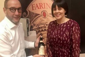 Se una piccola azienda vuole crescere in un grande territorio, con quotazioni dei vigneti ormai proibitive, deve comprare le uve dei conferitori. E deve raccontarlo in maniera chiara al mercato: idea alla base del progetto &ldquo;Transparency Farina&rdquo;