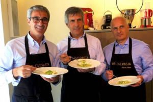 Ricerca Doxa per Aidepi: diete low-carb, solo il 2% degli italiani le ha provate, ma per 7 connazionali su 10 sono un controsenso nel Paese della pasta e della dieta mediterranea. Il 53% degli italiani non rinuncia alla pasta