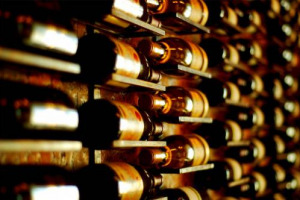 “Fine Wines”, il futuro del vino italiano, che nel primo mercato del mondo, gli Usa, in piena “premiumization”, è già posizionato ai vertici del segmento più redditizio del business enoico. A dirlo l’indagine di Nomisma per l’Istituto Grandi Marchi