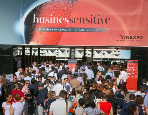 Operatori da tutto il mondo a Vinexpo, anche se nel 2017 meno da Usa e Europa, ma con tanta Asia