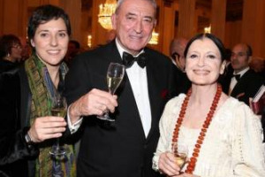 Da oltre 10 anni, il brindisi alla Prima della Scala &egrave; nel segno del Franciacorta firmato Bellavista, che al Teatro dedica l&rsquo;intera produzione del suo Vintage Brut. Francesca Moretti: &ldquo;insieme rappresentiamo alti valori d&rsquo;Italia dalla musica al vino&rdquo;