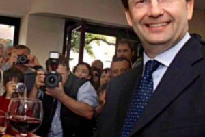 Il vino un bene culturale dell&rsquo;Italia? &ldquo;Assolutamente s&igrave;, &egrave; uno dei pezzi pi&ugrave; importanti dell&rsquo;identit&agrave; e della riconoscibilit&agrave; italiana nel mondo&rdquo;. La risposta, a WineNews, arriva dal Ministro dei Beni e delle Attivit&agrave; Culturali, Dario Franceschini