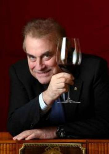 Franco Ricci brinda ... a Bibenda 2016, che dice addio alla carta per il web