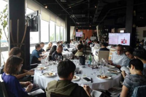 Nella &ldquo;The Grand Crus Auction&rdquo; by Gelardini & Romani di scena ad Hong Kong, i Crus del Belpaese enoico avvicinano i grandi di Francia: tra i top lot Monfortino a Biondi Santi, e gli incrementi maggiori sono tutti appannaggio dei vini italiani