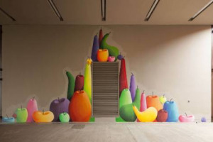 Natura morta in cantina: 40 opere di 26 artisti contemporanei reinterpretano uno dei generi pittorici portanti della storia dell&rsquo;arte, in &ldquo;Still-life Remix&rdquo;, nuova esposizione di scena da domani da Antinori nel Chianti Classico (oggi il vernissage)