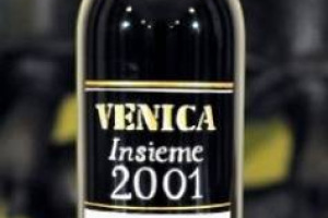 UN RARO MERLOT FOR A NOBLE CAUSE: DESTINAZIONE GIAPPONE PER 5.500 EURO BATTUTI IN ASTA PER &ldquo;INSIEME&rdquo;, L&rsquo;&ldquo;ESEMPLARE N. 1&rdquo; DELLA &ldquo;BOTTIGLIA DELLA SOLIDARIET&Agrave;&rdquo; DI VENICA & VENICA, ALLA CHARITY-DINNER IERI SERA A MILANO PER IL PAESE FERITO DAL TERREMOTO
