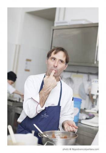 Giuseppe Calabrese, giornalista de La Repubblica, ai fornelli