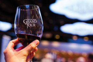 Italia del vino protagonista in Usa, con il &ldquo;Grand Tour&rdquo; di &ldquo;Wine Spectator&rdquo;, che tra aprile e maggio toccher&agrave; Washington, New York e Las Vegas. Oltre 200 i grandi vini selezionati, pi&ugrave; di 1 etichetta su 4 &egrave; del Belpaese, dall&rsquo;Alto Adige alla Sicilia
