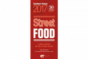 Il miglior “Street Food da chef”? Di Pietro Parisi al Boccacciello Bistrot del Boschetto a Roma. Il miglior “Street Food on the road”? Ape Aperò a L’Aquila. Ecco il top del cibo di strada made in Italy per la Guida Street Food 2017 del Gambero Rosso
