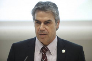 Congresso Assoenologi - &ldquo;Non si pu&ograve; pensare al futuro della viticoltura senza tenere conto del resto dell&rsquo;agricoltura e degli altri problemi sul pianeta. Analisi globale, ma soluzioni regionali&rdquo;. Cos&igrave; Hans Reiner Schultz (Hochschule di Geisenheim)