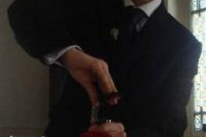 ESTATE, STAGIONE DI VINI FRESCHI E DI “PRONTA BEVA”. I SUGGERIMENTI DI IVANO BOSO, SOMMELIER DELLA PRESTIGIOSA CANTINA DELLA STORICA ENOTECA PINCHIORRI, A WINENEWS.TV. “CON IL CALDO CONSIGLIO I BIANCHI, I ROSATI, E LE BOLLICINE”