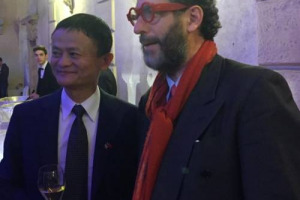 &ldquo;Dovete puntare sulla qualit&agrave; dei vini e dei vostri prodotti, sulla bellezza dei luoghi e vendere il vostro stile di vita che tanto piace ai cinesi&rdquo;. Cos&igrave; a WineNews, a Villa della Torre da Allegrini, il &ldquo;Marco Polo 2.0&rdquo;, &ldquo;Mr Alibaba&rdquo; Jack Ma