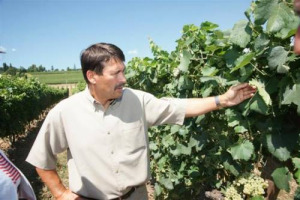 ITALIA-UNGHERIA, PACE FATTA: A TRE ANNI DAL CONTEZIOSO SUL TOKAJI, IL &ldquo;PROCESSO DI PACE&rdquo; SI ARRICCHISCE DELLA VISITA DEL PRESIDENTE MAGIARO JANOS ADER A CUSTOZA. &ldquo;PER NOI IL VINO ITALIANO E&rsquo; UN TERMINE DI CONFRONTO&rdquo;