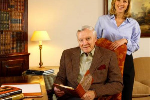 “IL PATRIMONIO DEL BRUNELLO SI DEVE BASARE SALDAMENTE SULLA NOBILTÀ DEL SANGIOVESE, E IN CIÒ FONDARE IL FUTURO”. COSÌ LA FAMIGLIA MARIANI (CASTELLO BANFI). “IL ROSSO, IN BLEND CON ALTRE VARIETÀ, DOVRÀ ESPRIMERE L’UNICITÀ DEL TERROIR DI MONTALCINO”