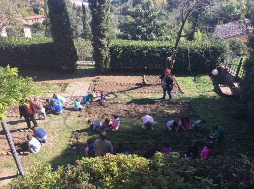 A San Martino l’agricoltura si riposa, ma non i suoi piccoli custodi: i bambini, protagonisti del “Laboratorio Winenews per l’Educazione al Gusto”