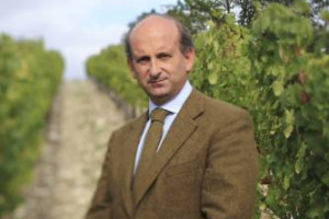 700 anni di storia nel vino, estimatori come Donatello, Michelangelo, Papi, teste coronate, vip e politici, accomunati da un &ldquo;rito&rdquo;: stappare una grande bottiglia. Tra pubblico e privato, lo rivela Lamberto Frescobaldi a WineNews per #Vinitaly50Story