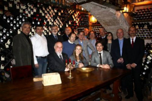 IL MINISTRO DELLE POLITICHE AGRICOLE GALAN: &ldquo;EVVIVA! RIAPRE LA BOTTEGA DEL VINO. E&rsquo; UN LUOGO SACRO DELL&rsquo;ENOGASTRONOMIA ITALIANA ...&rdquo;. LA &ldquo;BOTTEGA&rdquo; TORNA A VIVERE GRAZIE ALLA SINERGIA TRA LE &ldquo;FAMIGLIE DELL&rsquo;AMARONE&rdquo; E LA &ldquo;RISERIA FERRON&rdquo;